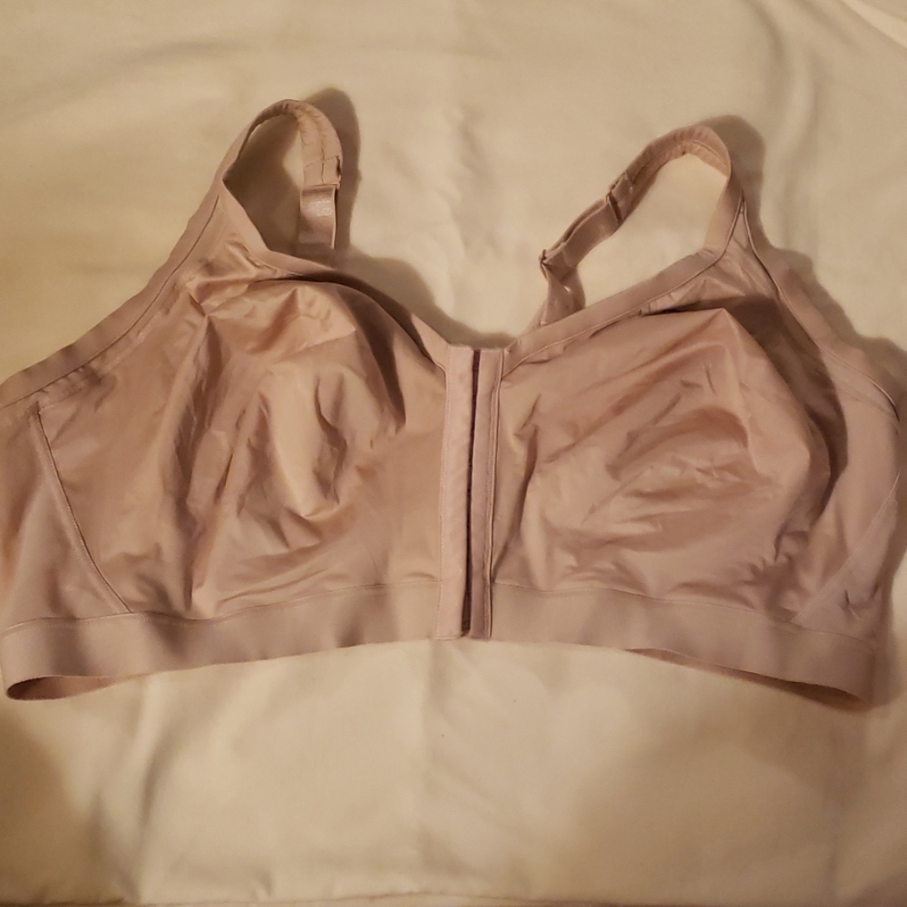 Glamorise 46DD Front Hook bra
